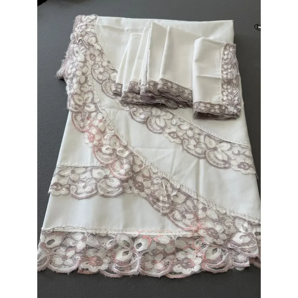 White Tablecloth 8 Napkins Pink Purple Lace Accent Handmade Vintage 83x65 Set